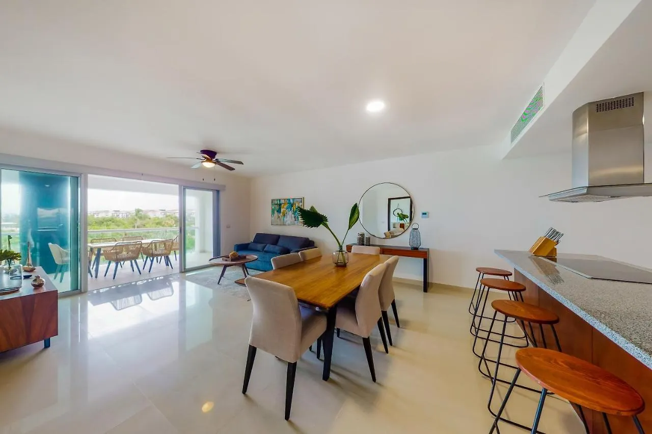 Hakuna Matata 725N At Mareazul Beachfront Playa del Carmen 0*,